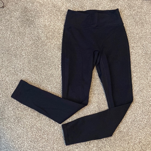 Women’s Fabletics leggings - Picture 1 of 3